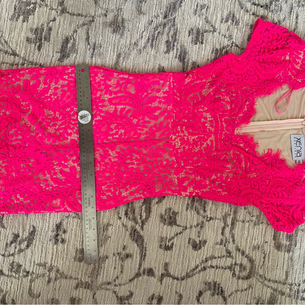 Dress - Picture 7 of 9